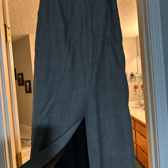 Gray maxi skirt - Picture 3 of 3